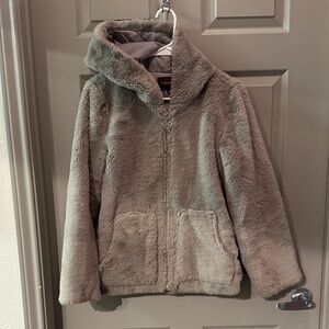 Vigoss Fuzzy Gray Puffer Jacket